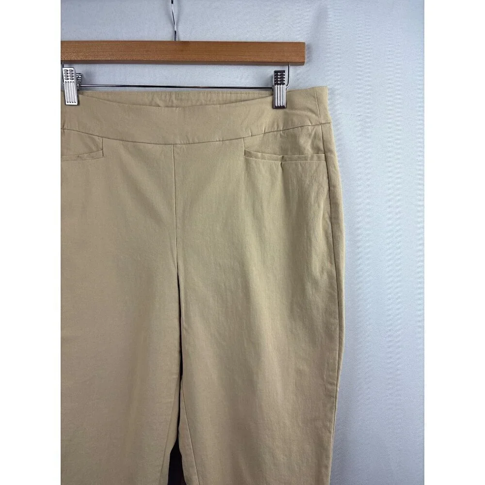 Chicos Womens Beige Ankle Pants Size 12